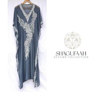 Embroidered Kaftan Beach Cover up long gray white embroidery 52” long XL